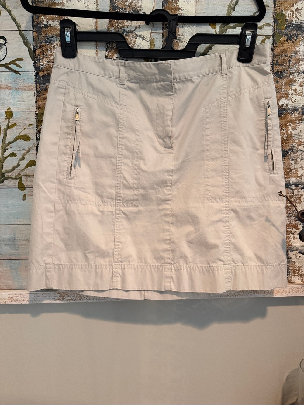 LOFT Cream Khaki Skirt with Zip Pocket Accents
